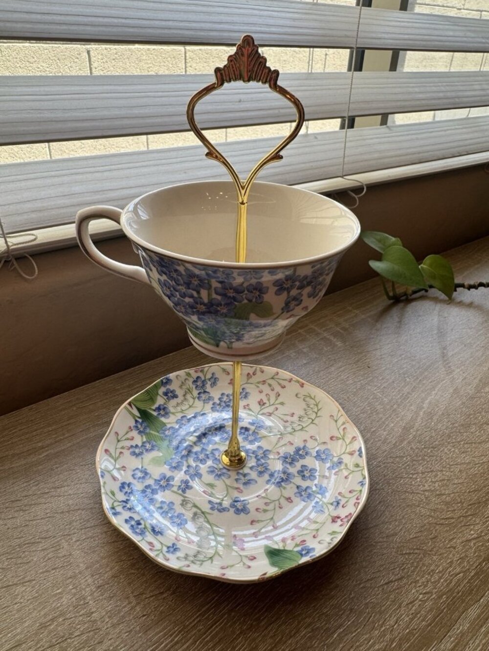Graces Tea Ware  2 Tier Cup and Saucer Serving Tray Gold trim Gold Hardware New